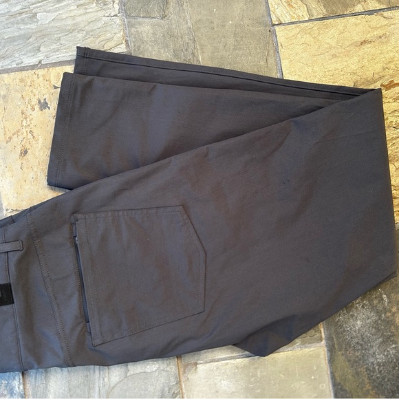Vuori Meta™ Pant Athletic Slim Fit - Picture 2 of 4